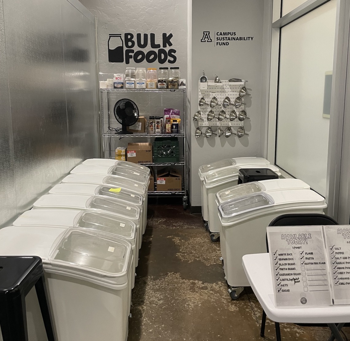 Image of Bulk Foods station